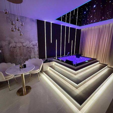 Masarska 8 Vip Apartamenty Jacuzzi Краков Экстерьер фото