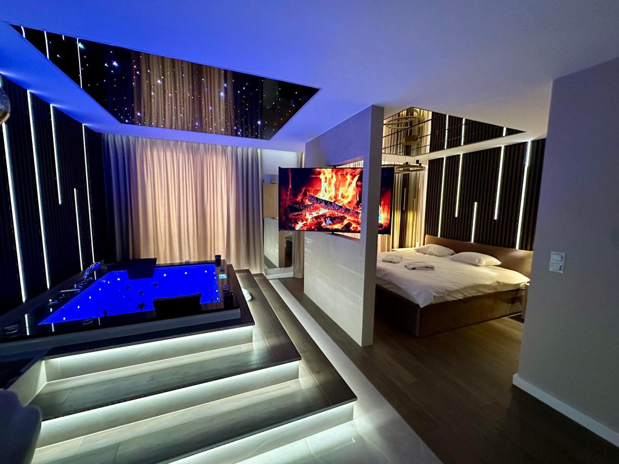 Masarska 8 Vip Apartamenty Jacuzzi Краков Экстерьер фото