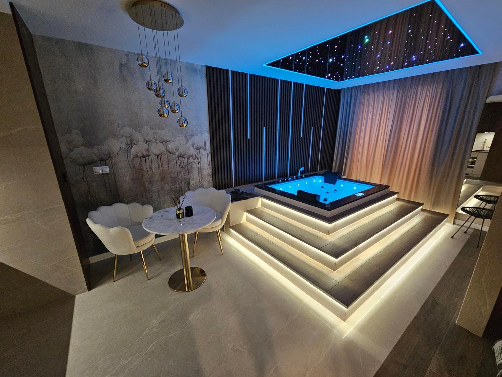 Masarska 8 Vip Apartamenty Jacuzzi Краков Экстерьер фото